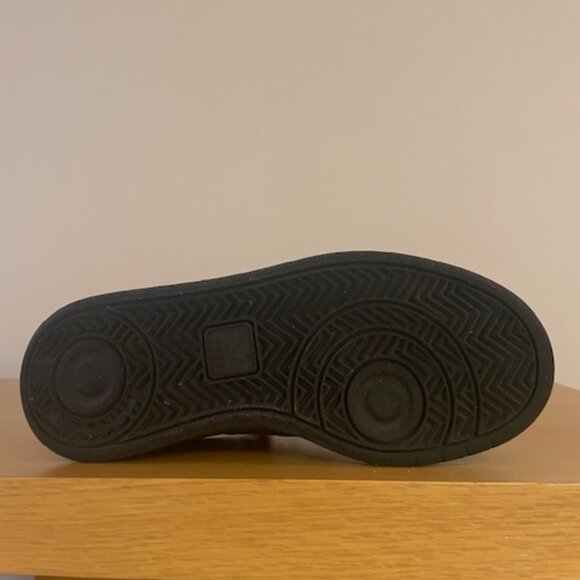 Veja All Black Sneakers - Picture 12 of 13